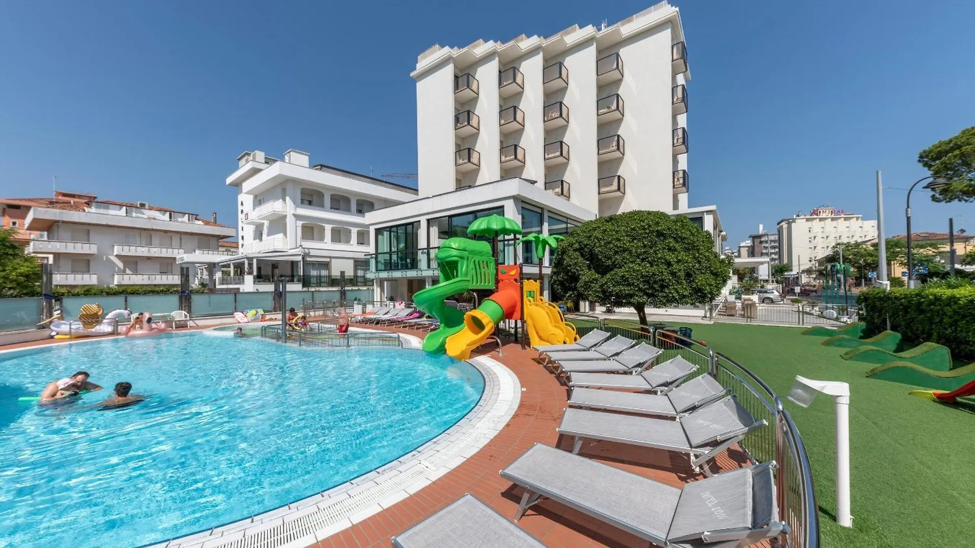 Hotel 2000 Riccione contacts
